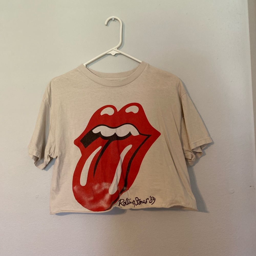 brandy melville t-shirt